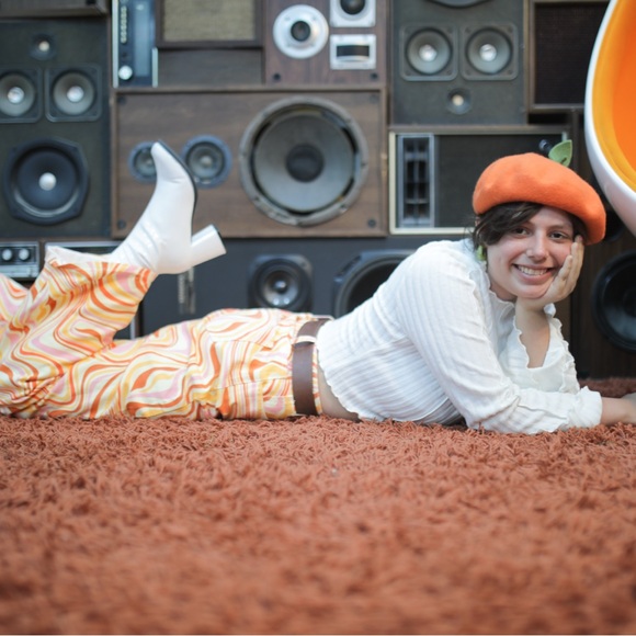 Meet your Posher, Michelle - Picture 1 of 1